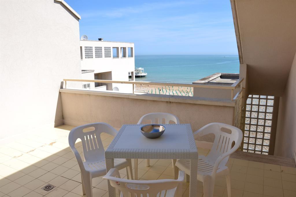 Appartamenti Rotonda Senigallia Luaran gambar