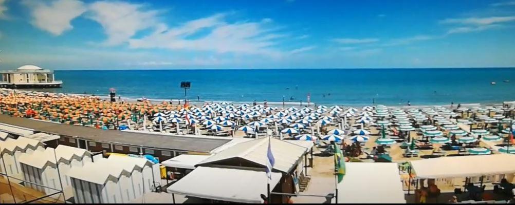 Appartamenti Rotonda Senigallia Luaran gambar